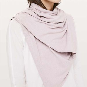 Lululemon Vinyasa Scarf - BNWT